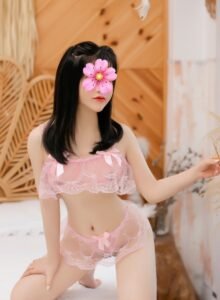 Bảo Hân - Mặt Xinh Dâm Ngầm