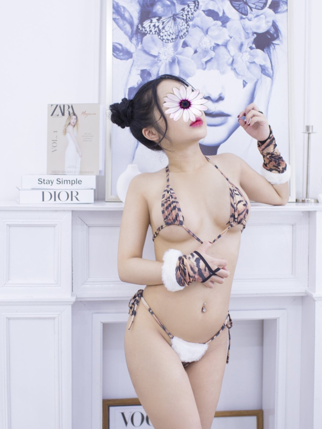 Diệu Nhung – BODY RỰC LỬA XINH SANG, VÚ BÍM MƠN MỞN